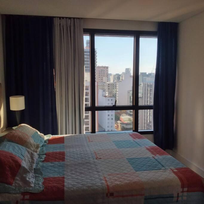 Apartamento Bem Localizado Em Pinheiros. São Paulo
